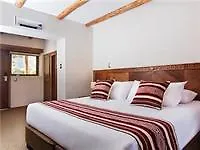 Del Pilar Hotel 5*